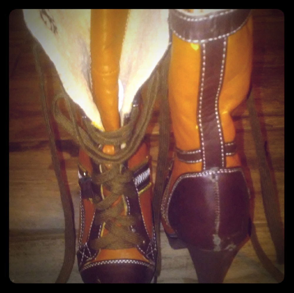 Dereon size 7 boots fur and leather